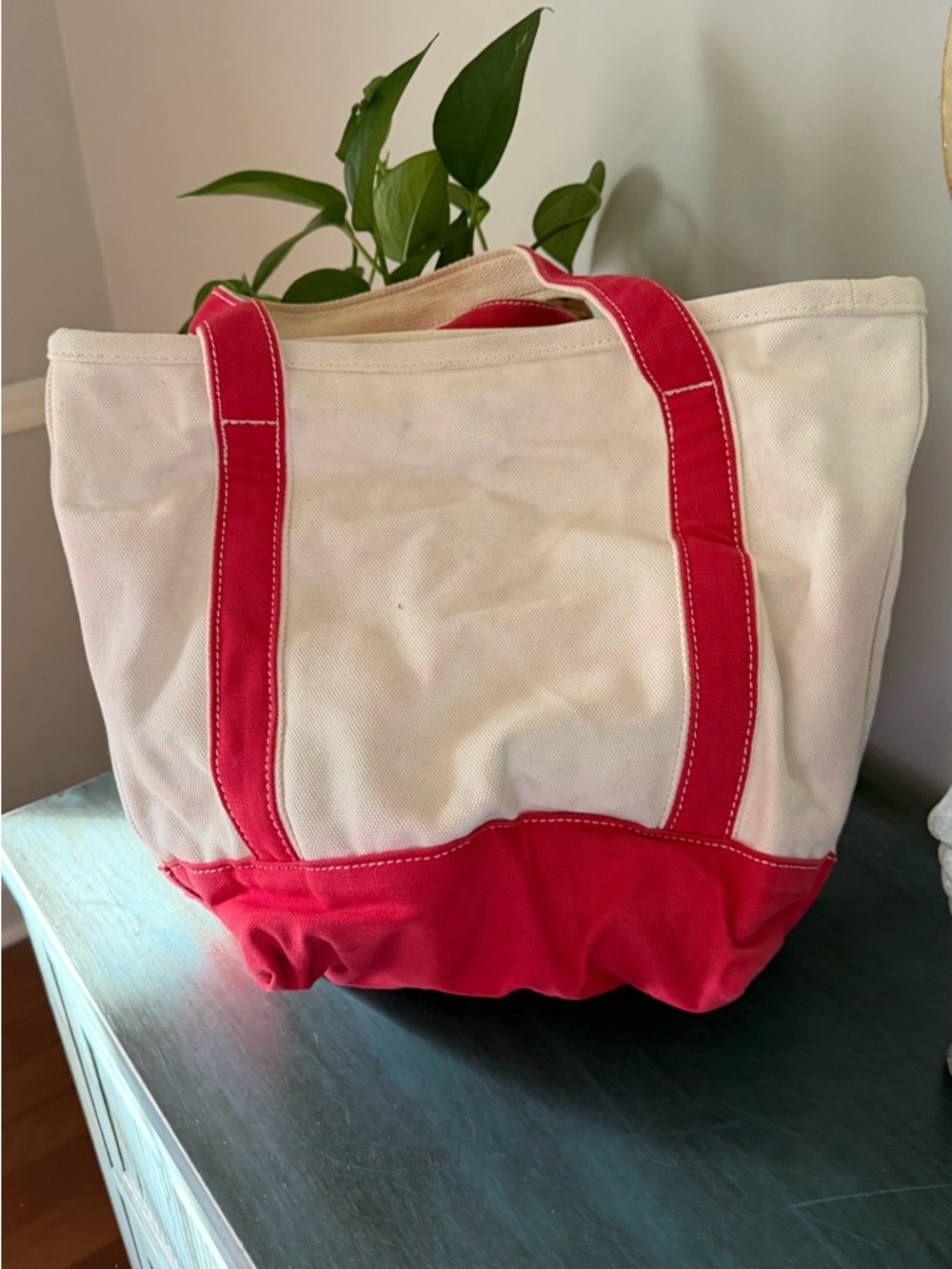 Lands’ End red tote bag with lots of flaws but priced to sell. - Picture 2 of 5